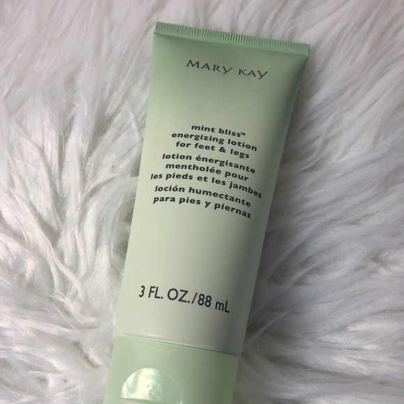Mary Kay Mint Bliss Lotion - Picture 2 of 2